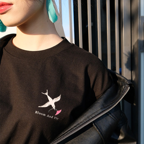 Bloom And Fly: Drop Shoulder Short Sleeve T-Shirt (Black)