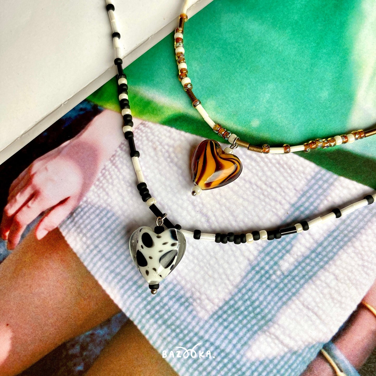 Bazooka Studio：乳牛琉璃愛心項鍊