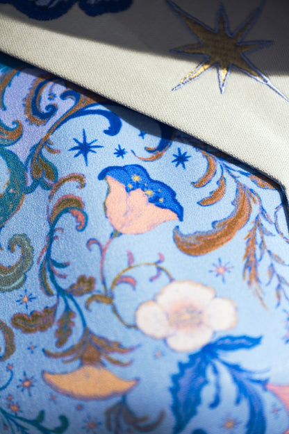 【 Précommande 】6"Stitches × YASHIRO Nanaco Collaboration : Haut court Flower Diary