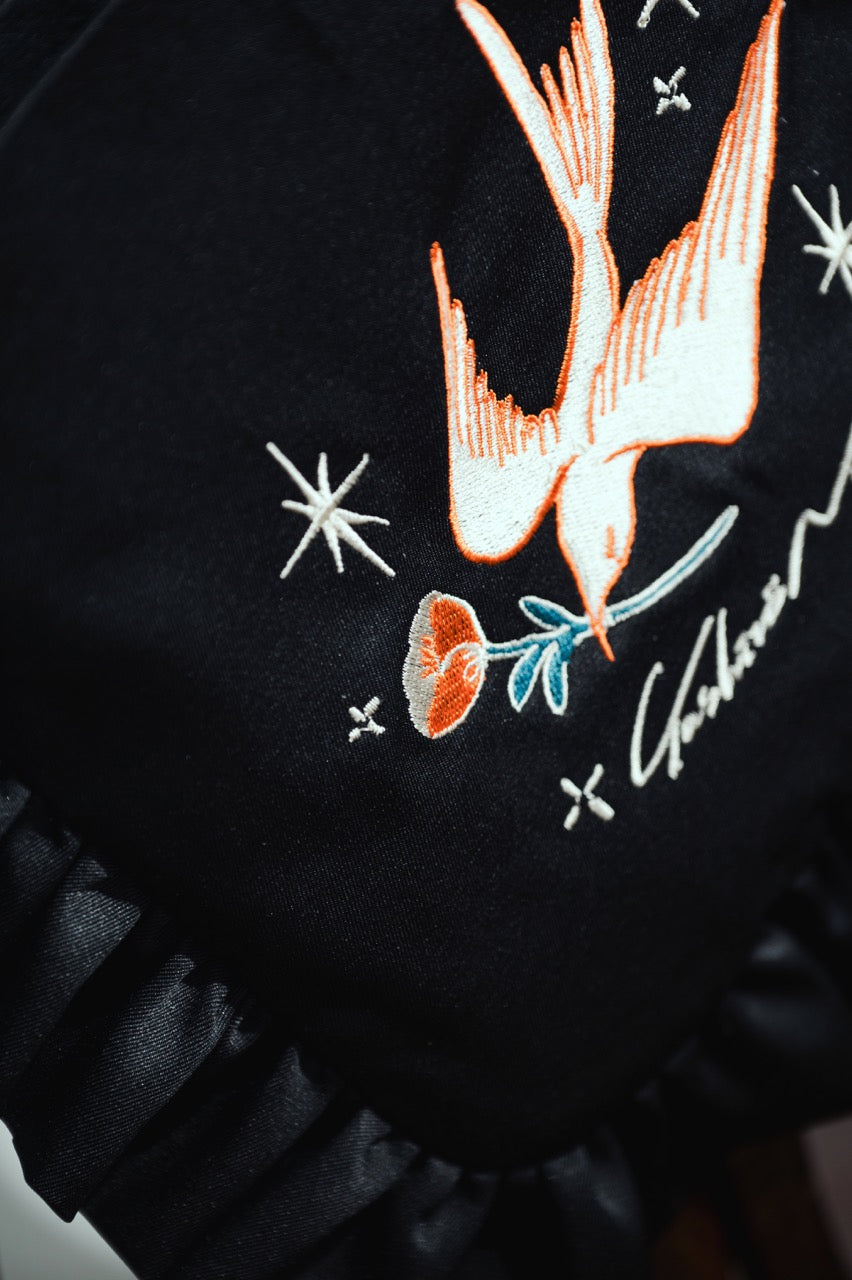 【 預購 】6"Stitches × YASHIRO Nanaco聯名：Chirping and Passion 刺繡包