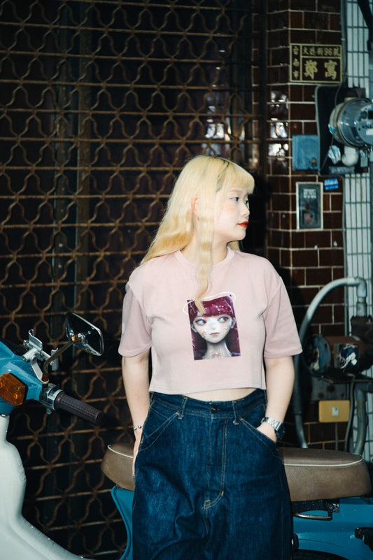 MATERIAL GIRL： 短版緞帶Ｔ恤〈3色〉